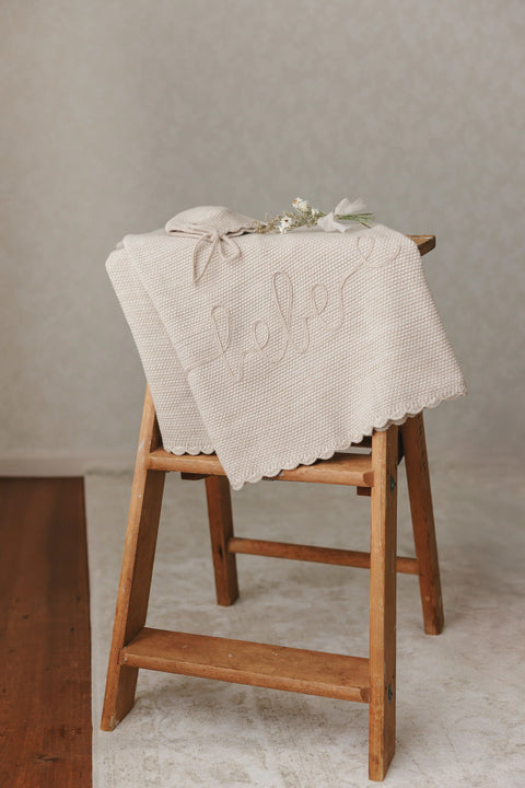 Peluche Scalloped Mélange Bebe Blanket - Taupe