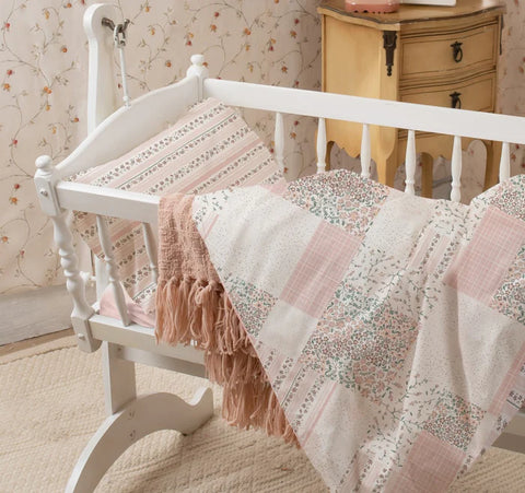 Petite Belle 5pc Crib Set - Flora Pink