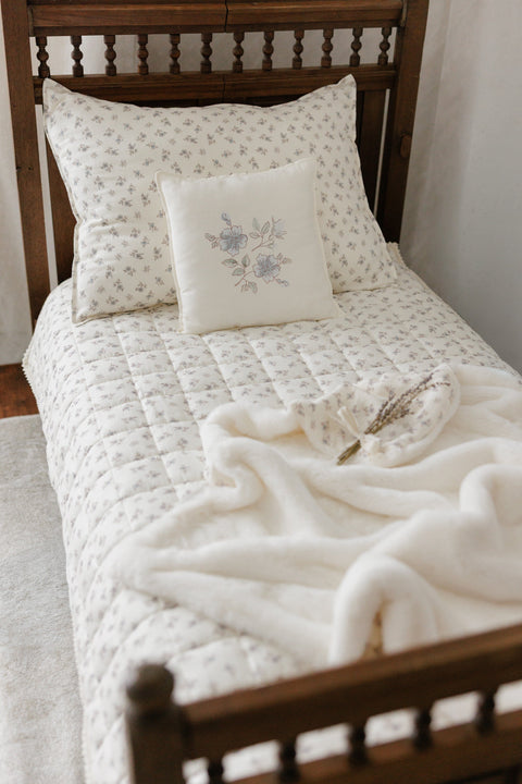 Peluche Blossom Lux Fur Blanket - Powder