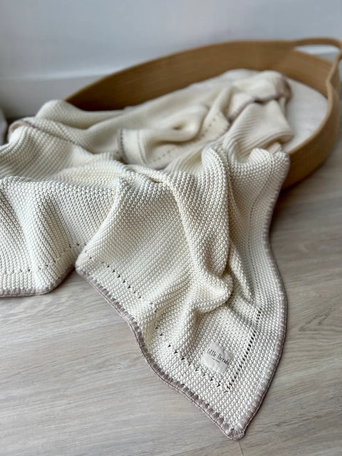 Little Threads Knitted Blanket - Oat Trim