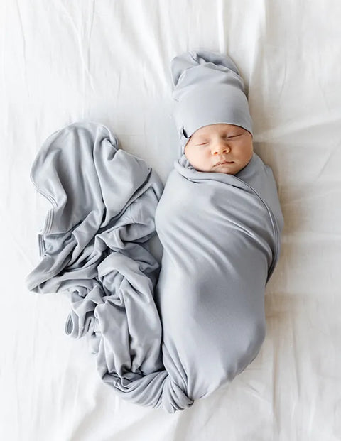 Jacqueline and Jac Blanket & Beanie Set - Silver